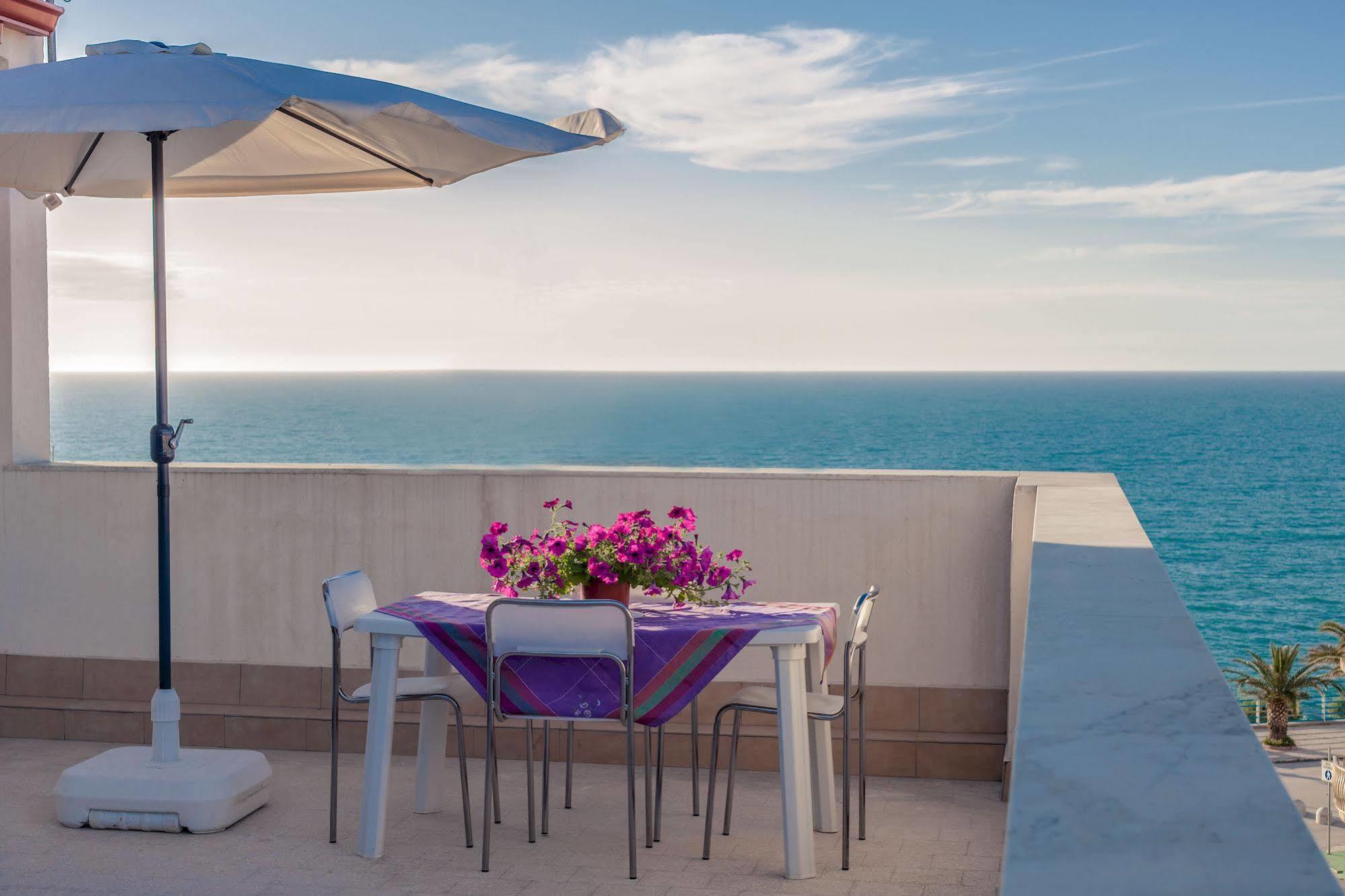 Casa Vacanze Biondo Trappeto  Dış mekan fotoğraf